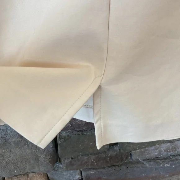 St. John Sport Skirt - Picture 4 of 12